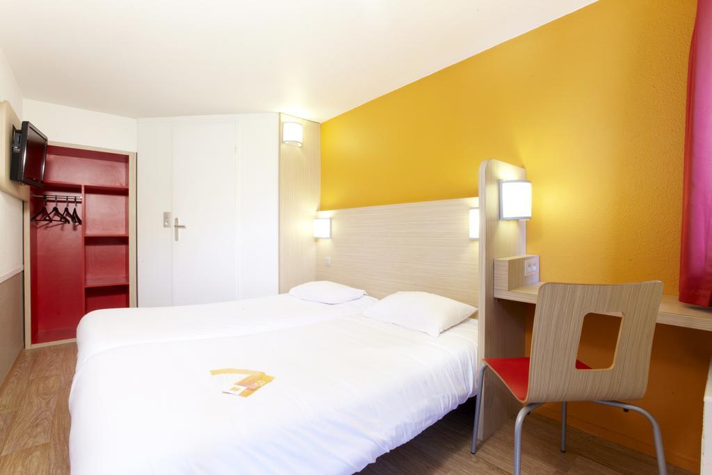 Premiere Classe Valenciennes Ouest Petite Foret Bagian luar foto